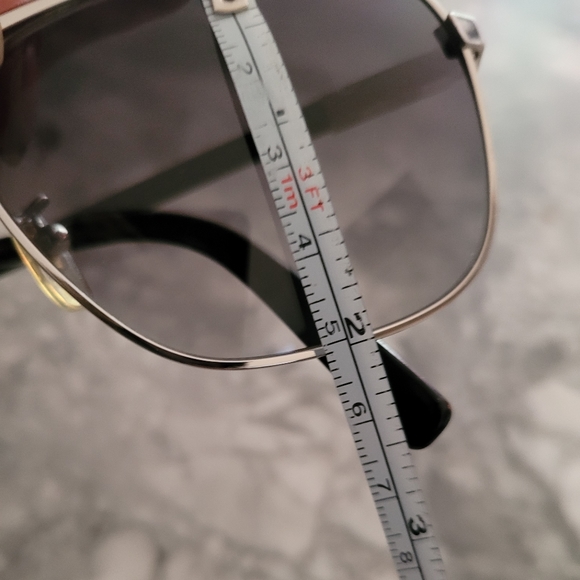 SOLD Louis Vuitton Attraction PM sunglasses - Ebene - Picture 16 of 16